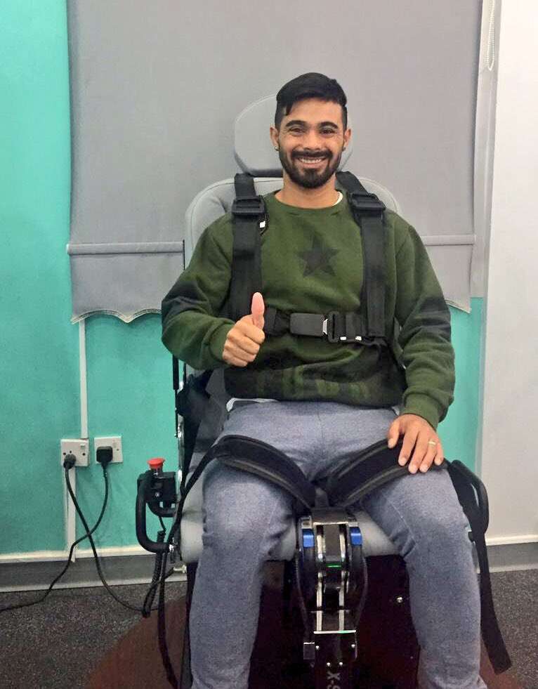  بلانكو خلال توقيع الكشف الطبي 