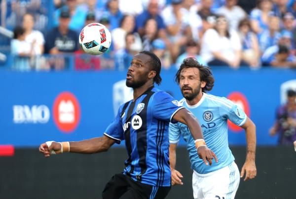 دروجبا وبيرلو في لقطة من الدوري الأمريكي