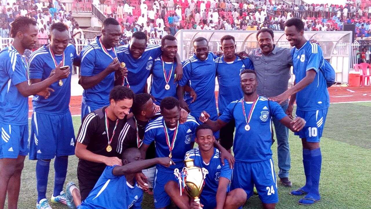 الهلال الابيض يحتفل بلقب البطولة الودية