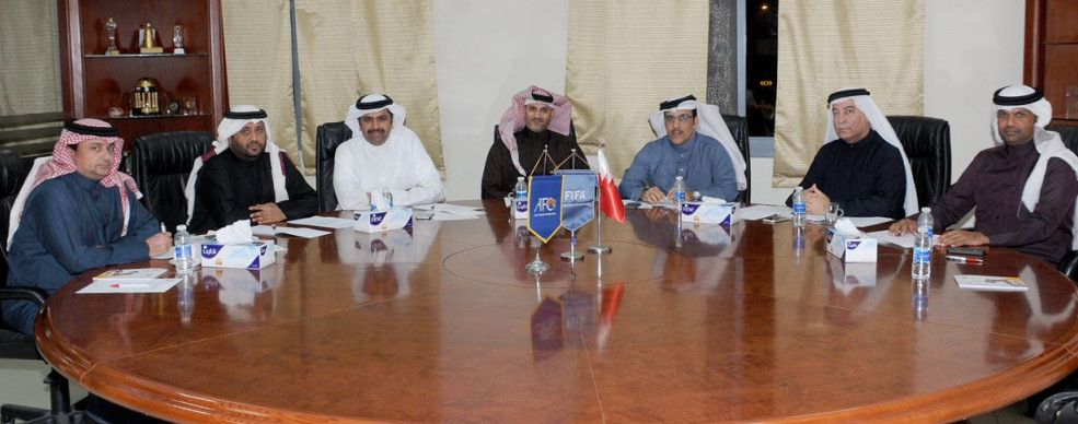 من الاجتماع