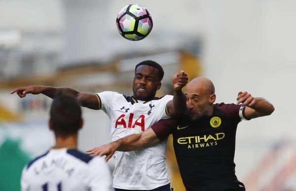 2016-10-02t133213z_118416733_mt1aci14629765_rtrmadp_3_soccer-england-tot-mci_reuters