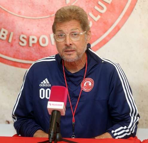  أوزفالدو اوليفيرا 