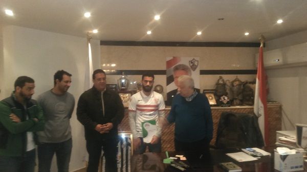 من توقيع العقد