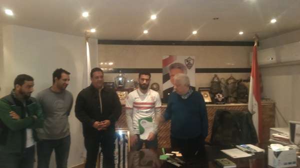 من توقيع العقد