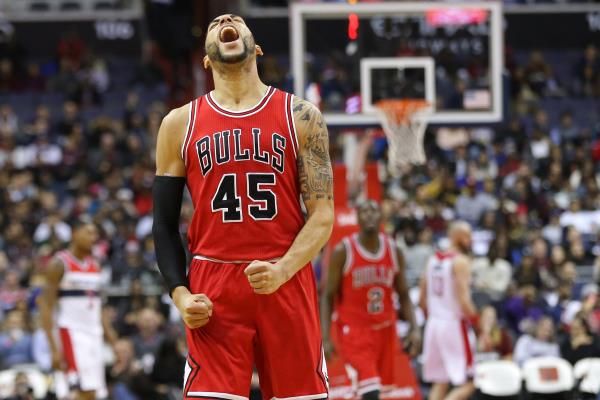 2017-01-11t012315z_1118892778_nocid_rtrmadp_3_nba-chicago-bulls-at-washington-wizards_reuters