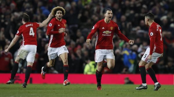 صورة أرشيفية للاعبي مانشستر يونايتد