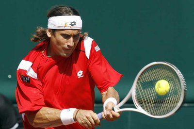 الإسباني ديفيد فيرير خلال مباراته مع  ليفي