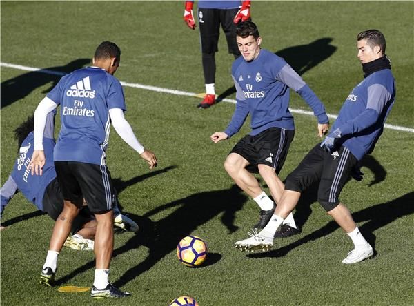 جانب من تدريبات ريال مدريد