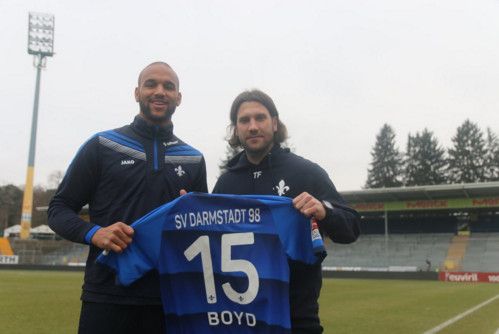  تيرانسي بويد أثناء تقديمه