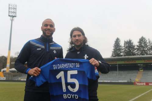  تيرانسي بويد أثناء تقديمه