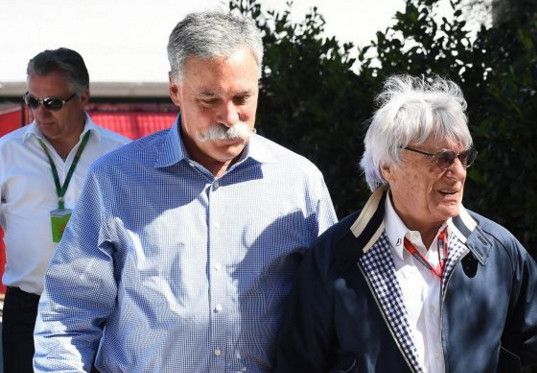 كاري رفقة إليكستون