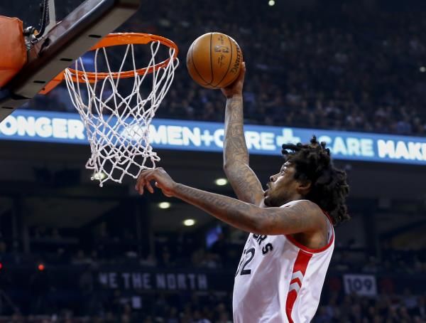 2017-01-25t024803z_101516288_nocid_rtrmadp_3_nba-san-antonio-spurs-at-toronto-raptors_reuters