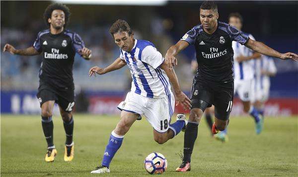 جانب من مباراة سابقة بين ريال مدريد وريال سوسيداد