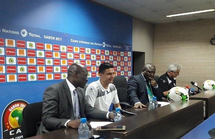 كاسبرزاك ولاري عزوني 