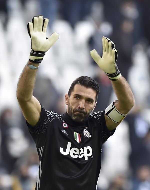 2017-01-22t133154z_1929653961_lr1ed1m11kv4a_rtrmadp_3_soccer-italy_reuters