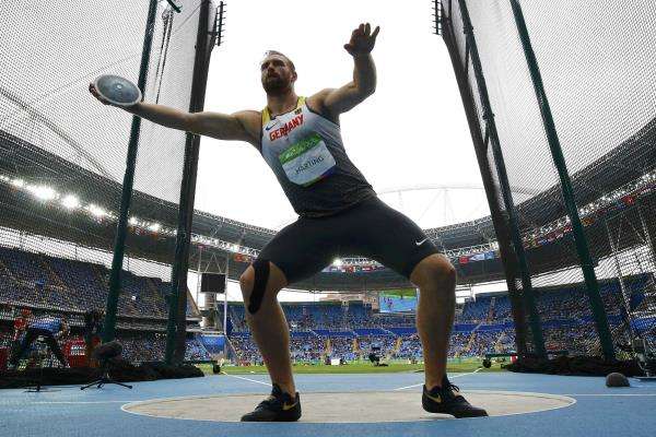 2016-08-12t190706z_155701391_rioec8c1h3skl_rtrmadp_3_olympics-rio-athletics-m-discus_reuters