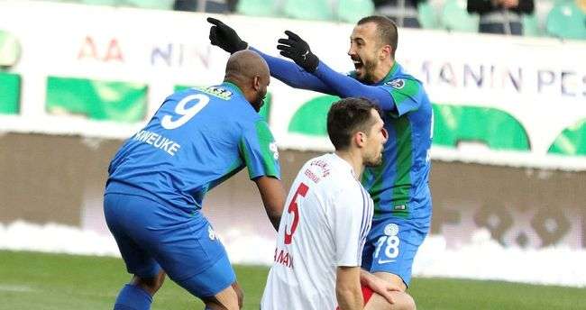 من مباراة تشايكور مع كارابوك