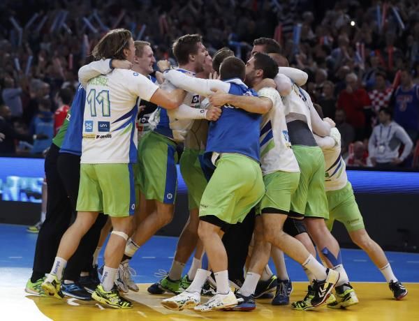 2017-01-28t212047z_1684877354_lr1ed1s1naano_rtrmadp_3_handball-world_reuters