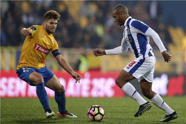 جانب من لقاء بورتو وإشتوريل