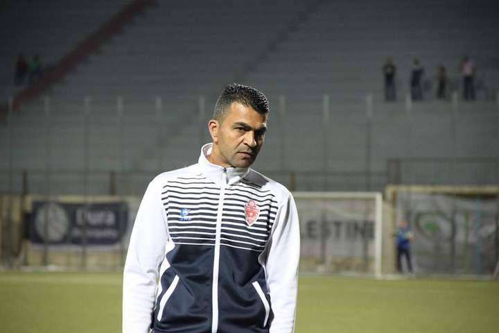 أيمن صندوقة