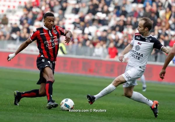 ?i=reuters%2f2017-01-29%2f2017-01-29t143908z_2019112339_rc1ec0bcba20_rtrmadp_3_soccer-france_reuters