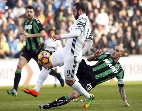 ?i=reuters%2f2017-01-29%2f2017-01-29t143119z_1549973061_lr1ed1t14buzb_rtrmadp_3_soccer-italy_reuters