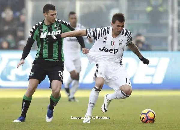 ?i=reuters%2f2017-01-29%2f2017-01-29t141324z_1431867353_lr1ed1t13hzyn_rtrmadp_3_soccer-italy_reuters