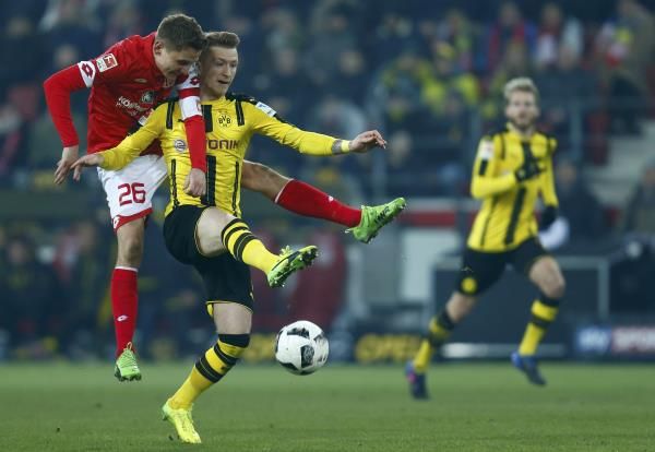 2017-01-29t182431z_1716464208_lr1ed1t1f4i9j_rtrmadp_3_soccer-germany_reuters