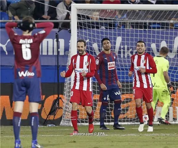 ?i=epa%2fsoccer%2f2017-01%2f2017-01-25%2f2017-01-25-05750297_epa