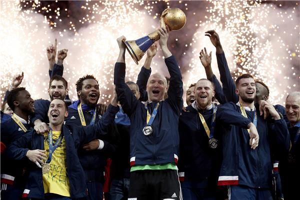  المنتخب الفرنسي يتوج باللقب