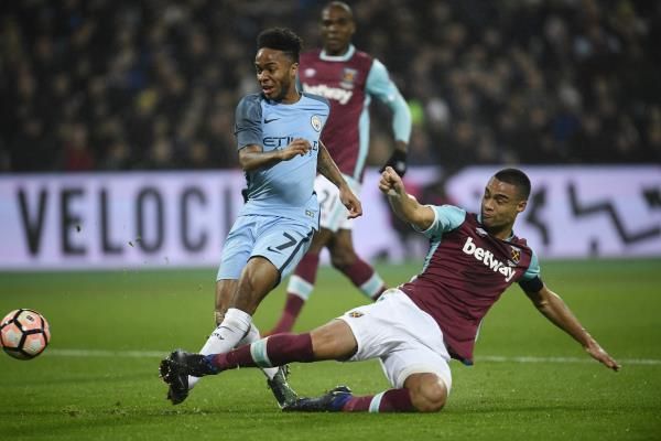 2017-01-06t202506z_126735906_mt1aci14719904_rtrmadp_3_soccer-england-whu-mci_reuters