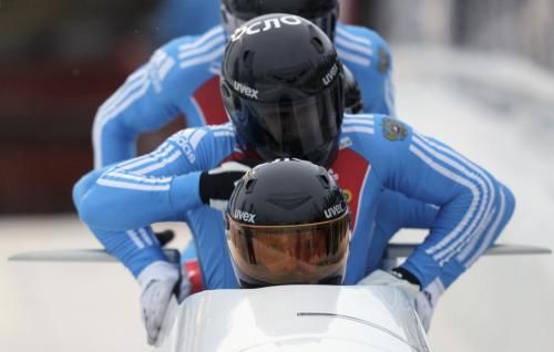 2012-01-08t092706z_01_dwc07_rtridsp_3_bobsleigh_reuters