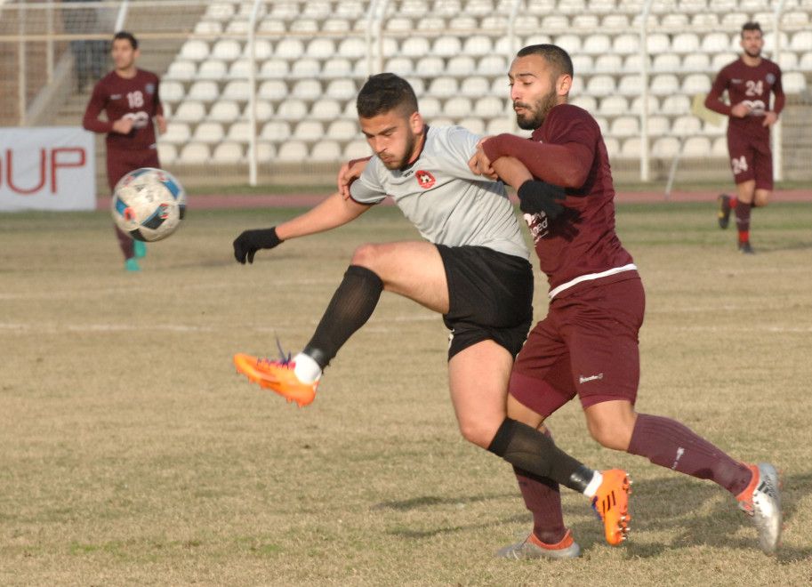 جانب من مباراة النجمة والإخاء