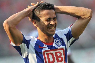  لاعب خط وسط هرتا برلين سيسيرو 