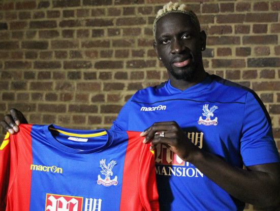 ساكو يرفع قميص كريستال بالاس