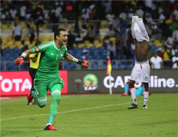 عصام الحضري