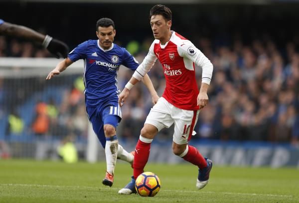 2017-02-04t125710z_129214630_mt1aci14745622_rtrmadp_3_soccer-england-che-ars_reuters