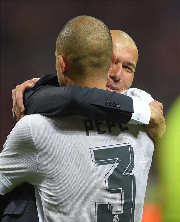 زيدان وبيبي