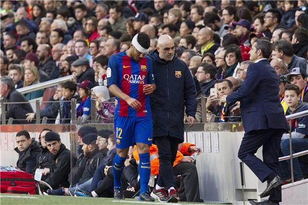 رافينيا يخرج مصابا