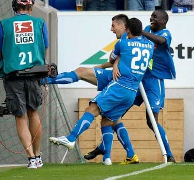 2009-09-27-00000101877424