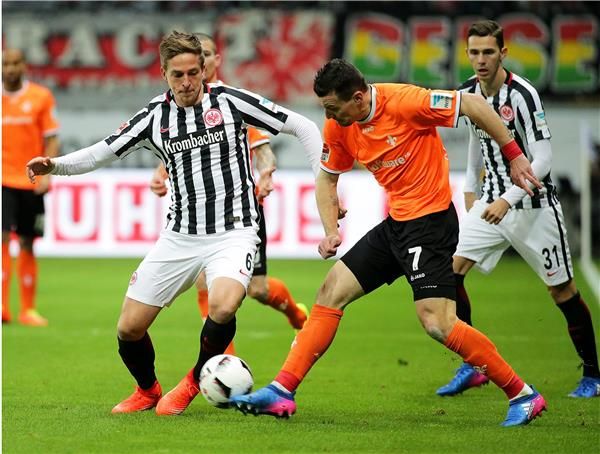 لقطة من المباراة