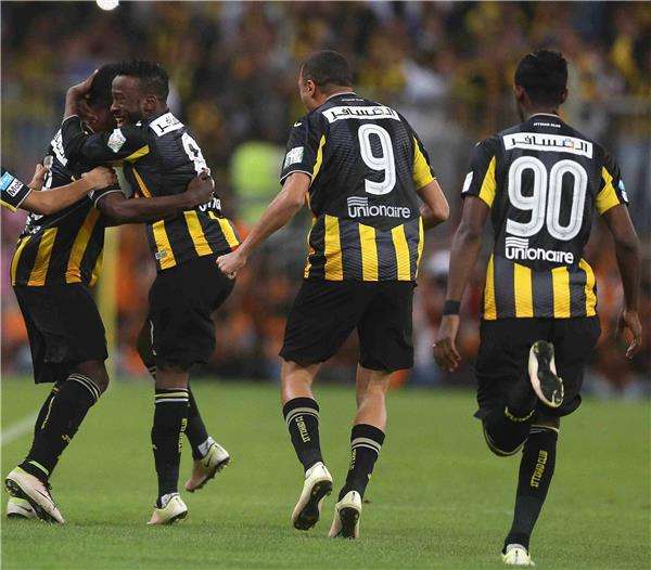 لاعبو الاتحاد