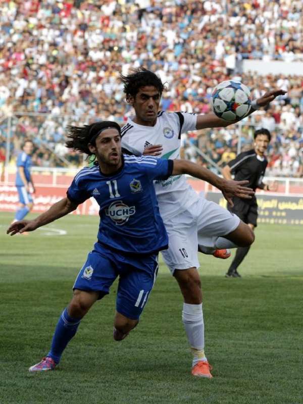 جانب من مباراة سابقة بين الفريقين