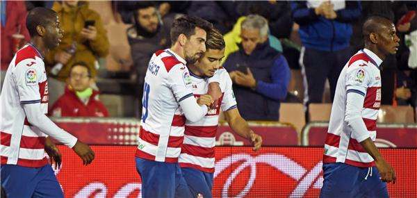 احتفال غرناطة في مباراة لاس بالماس