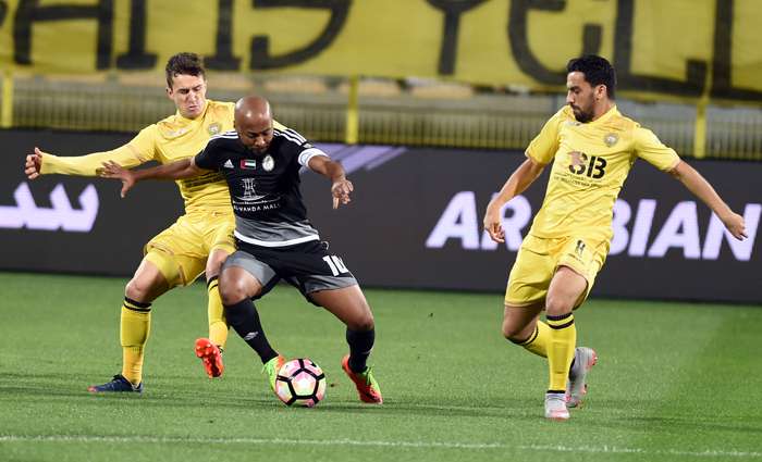 جانب من لقاءات الدوري