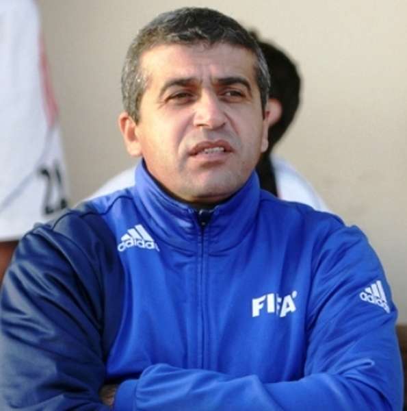 المدرب محمود زقوت
