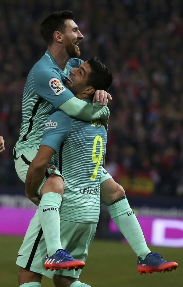 سواريز وميسى