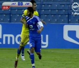 التحامات عدة بين الفريدي وعبدالغني شهدها لقاء اليوم