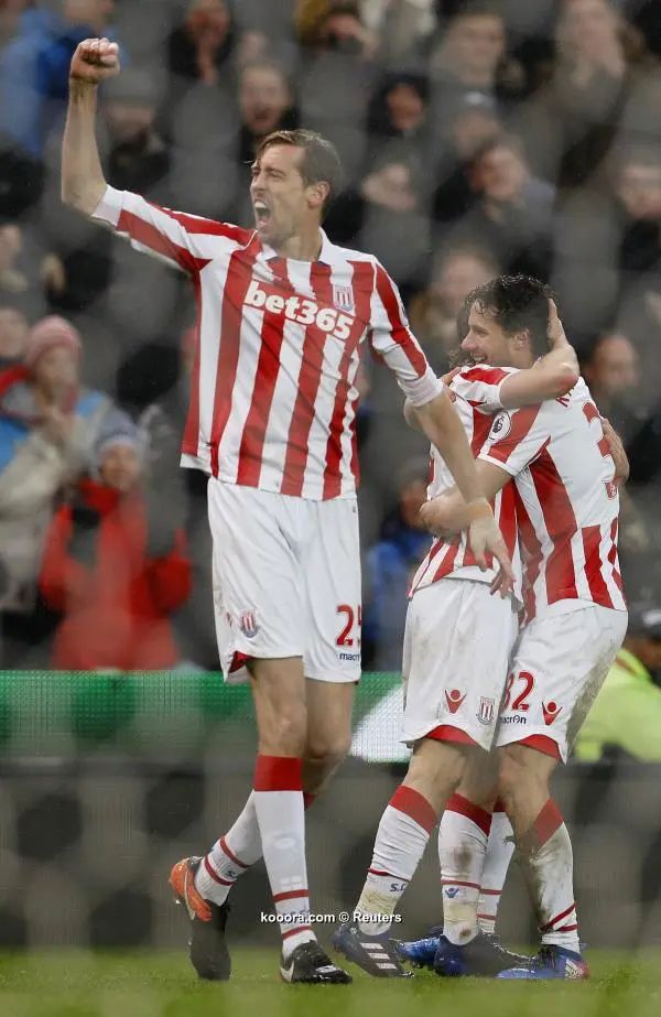 ?i=reuters%2f2017-02-11%2f2017-02-11t162932z_129832172_mt1aci14749921_rtrmadp_3_soccer-england-stk-cry_reuters