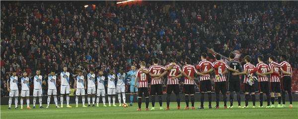 لاعبو الفريقين